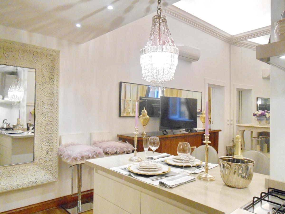 The Right Place 4U Roma Savelli Boutique Apartment Εξωτερικό φωτογραφία